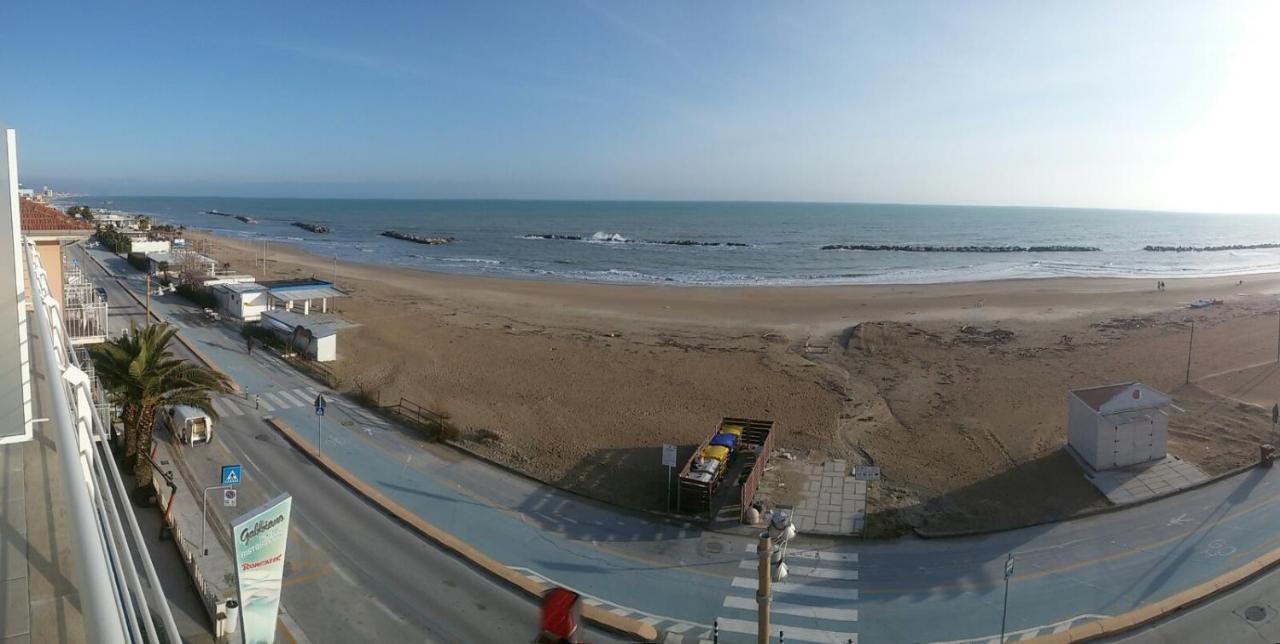 Gabbiano Hotel Civitanova Marche Exteriör bild